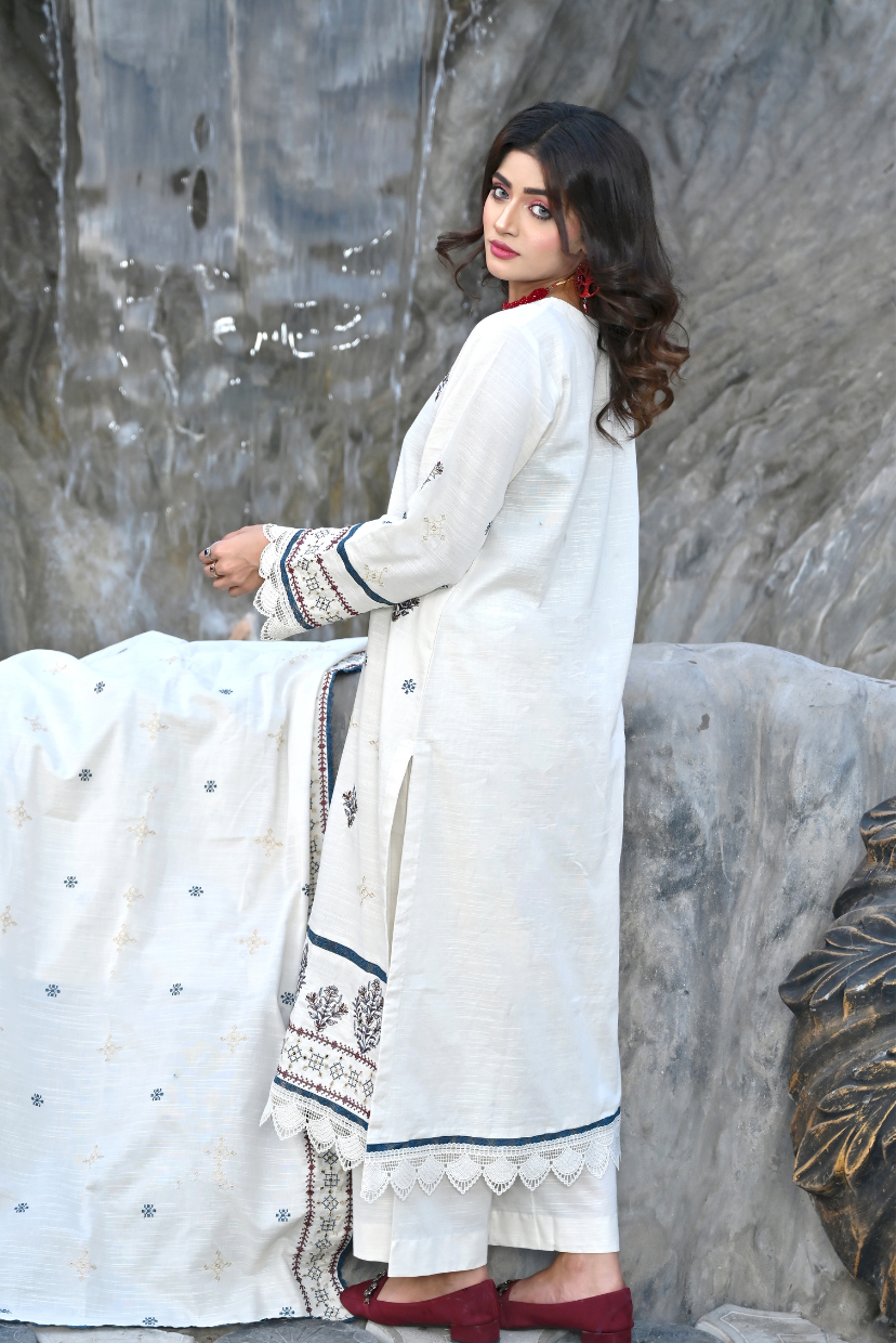 Creamy White 3-Piece Embroidered Khaddar Suit
