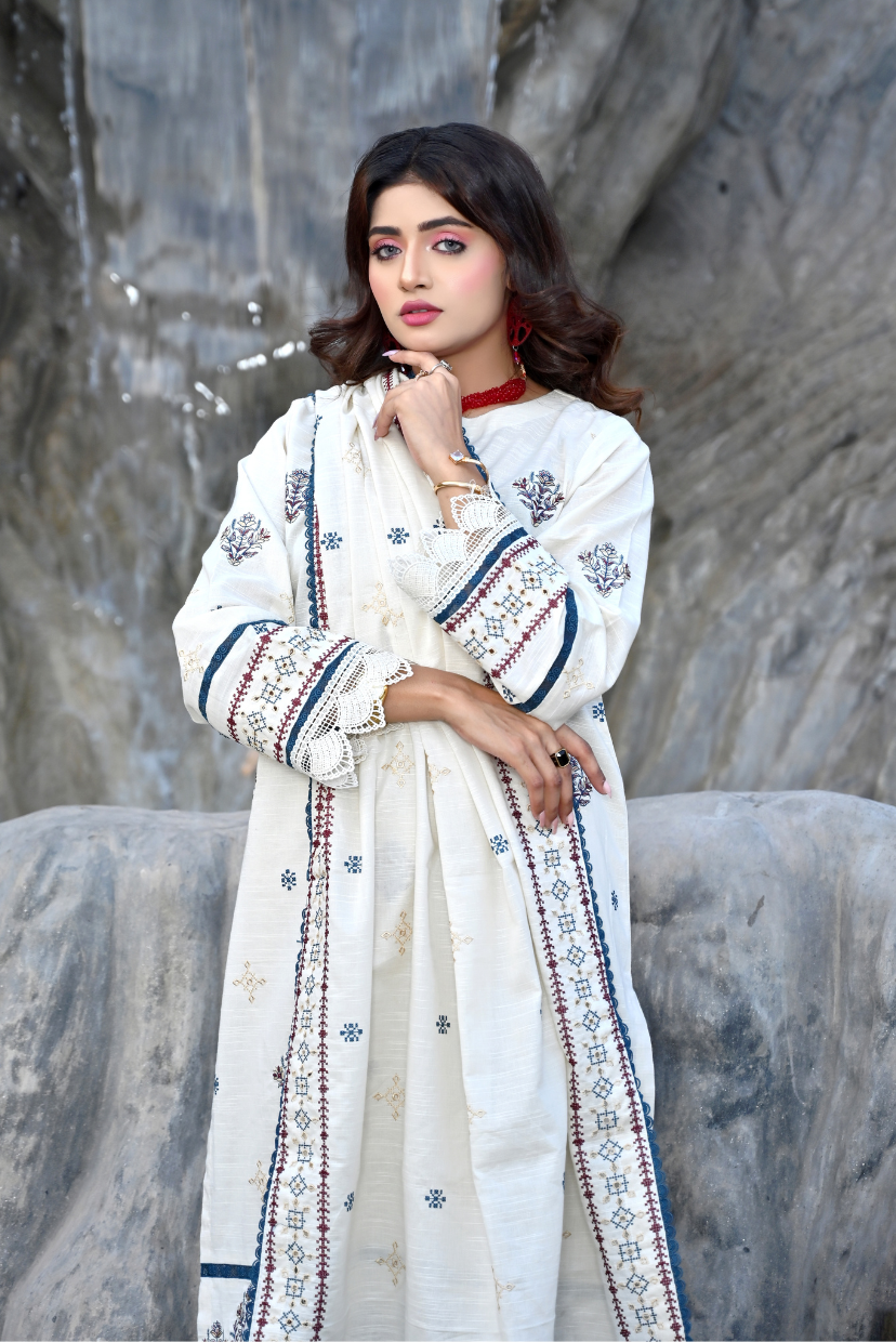 Creamy White 3-Piece Embroidered Khaddar Suit