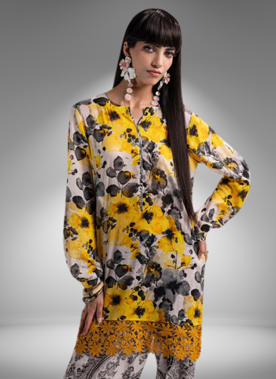 Floral Fusion Kurta Set with Paisley Trousers