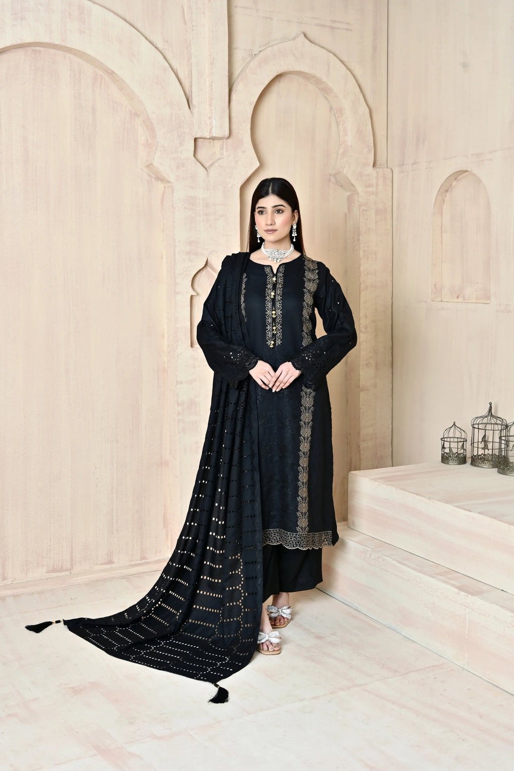 Classic Black 3-Piece Embroidered Dhanak Suit
