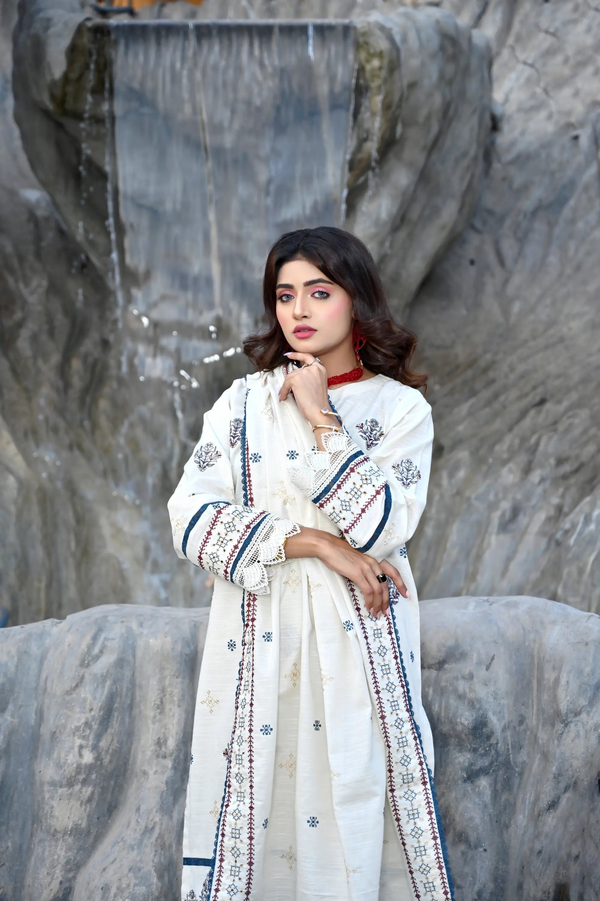 Creamy White 3-Piece Embroidered Khaddar Suit
