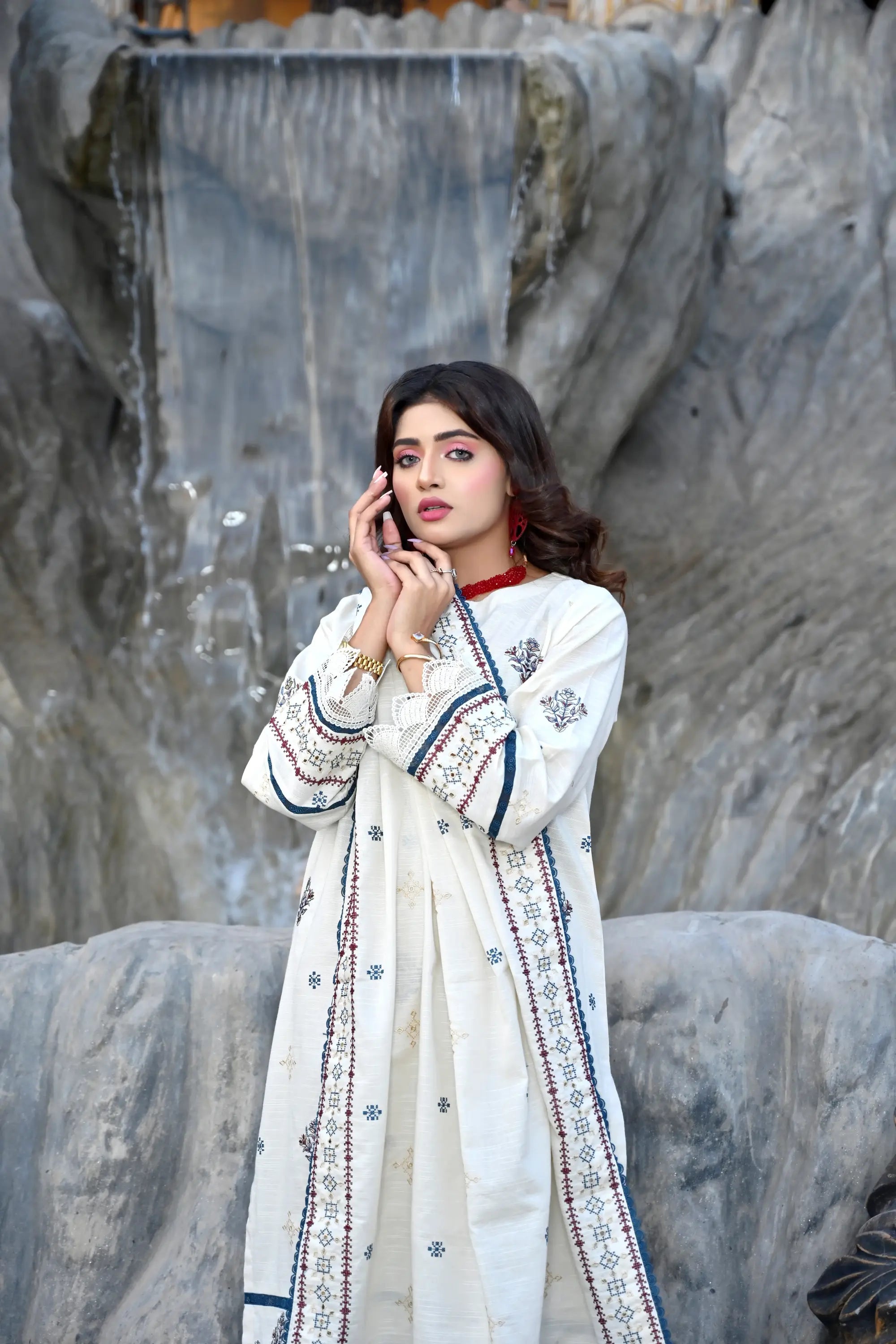 Creamy White 3-Piece Embroidered Khaddar Suit
