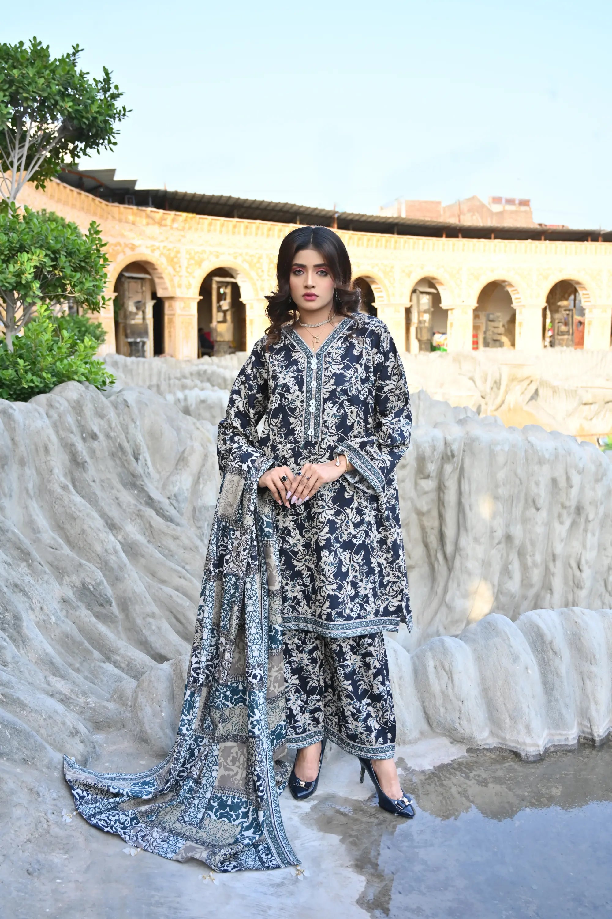 Midnight Floral 3- Piece Printed Khaddar Co-Ord set